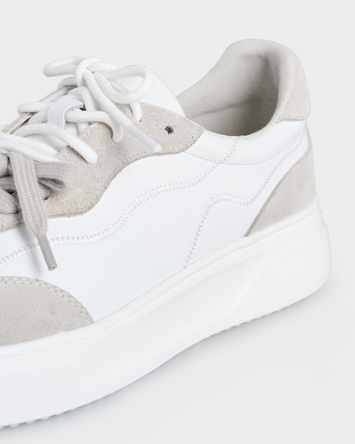 #color_white